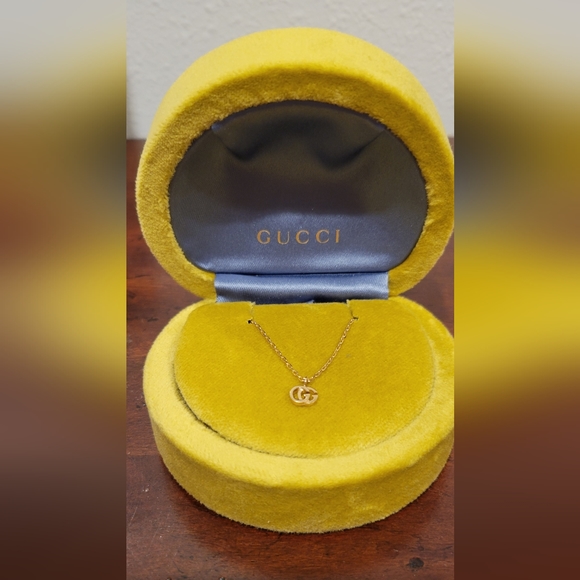 Gucci Running G 18k Gold Necklace with Topaz - Picture 1 of 9